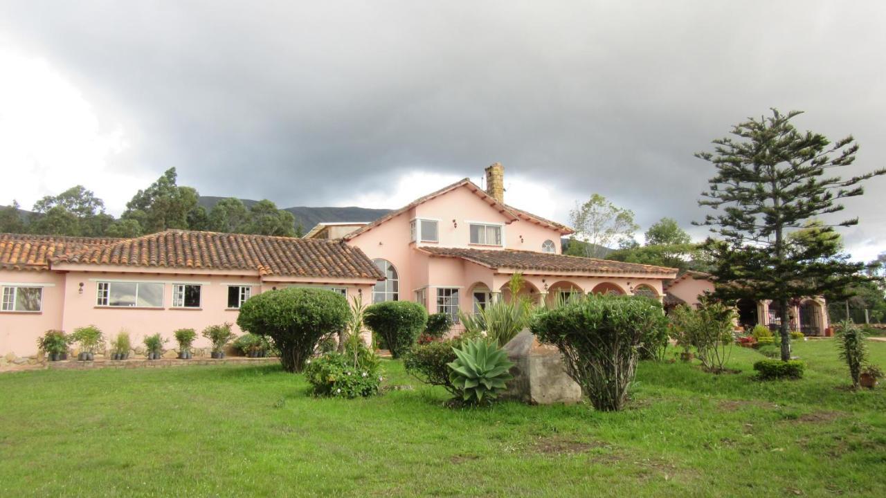 Bed and Breakfast Hacienda El Pinar Del Viento Villa de Leyva Exterior foto